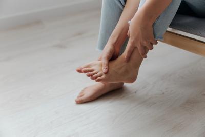 Foot Pain Relief at Home: 8 Simple Solutions Before Scheduling a Podiatry Appointment 